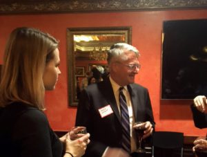 Health journalists, HHS officials meet at annual party