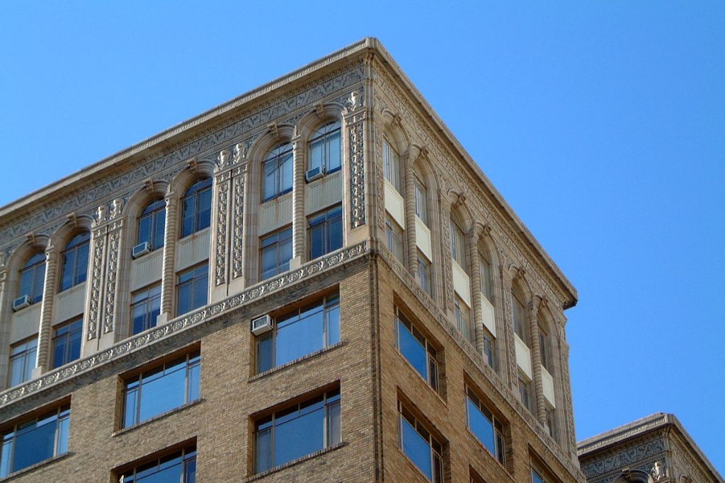 The Latham Square Building in Oakland, Calif.