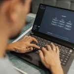 person using the chatbot ChatGPT