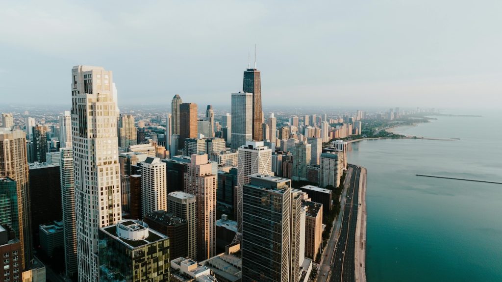 Chicago skyline. Gun violence featured image
