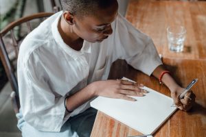 An editor writing a letter of support for a fellowship