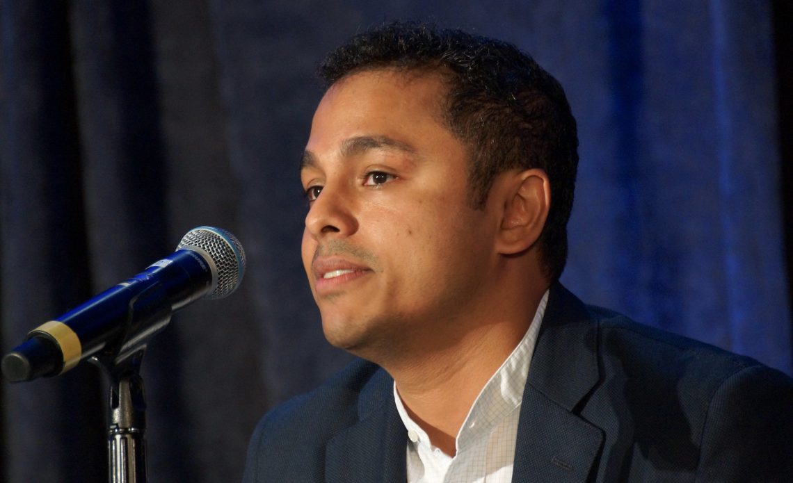 Can AI humanize medicine? Doctors pitch ‘blended intelligence’